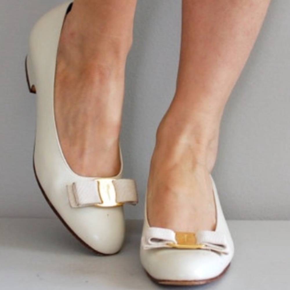 Salvatore Ferragamo Vara Bow Classic Shoes